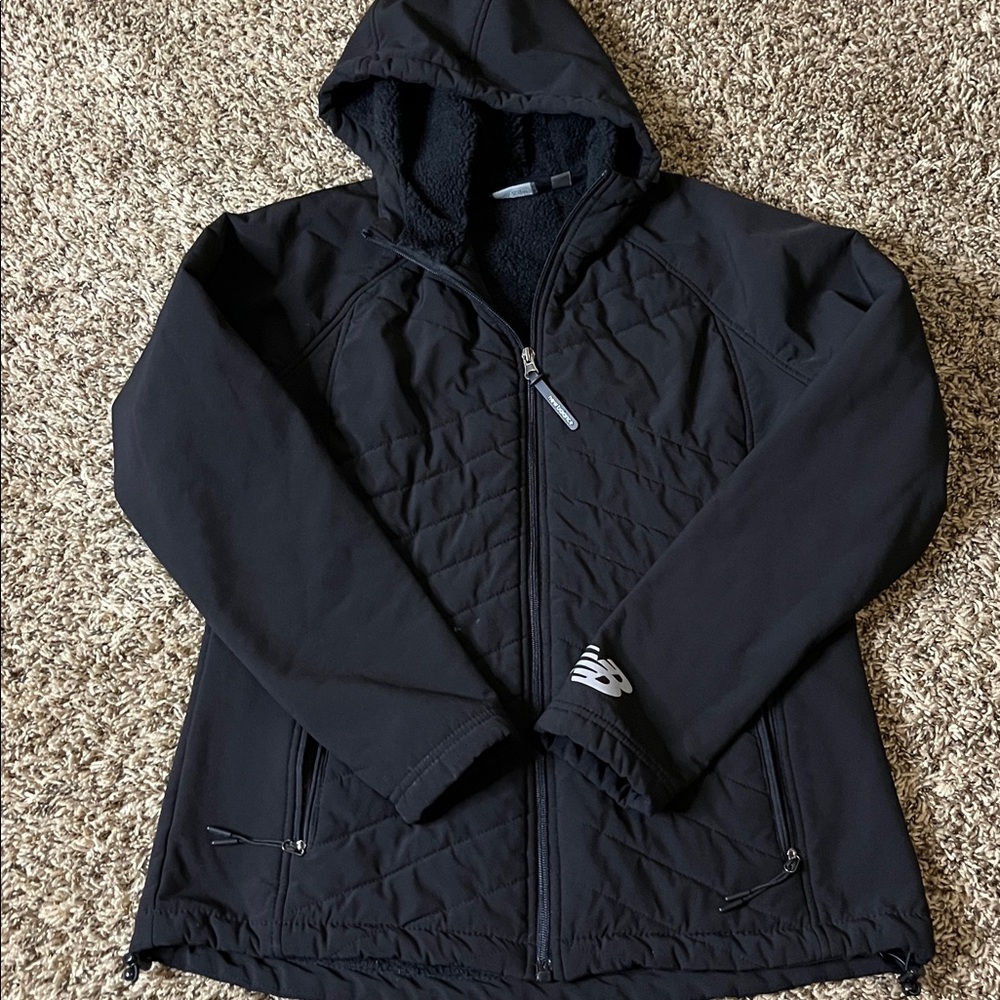Women's women's size medium black New balance coat fleece lined super nice